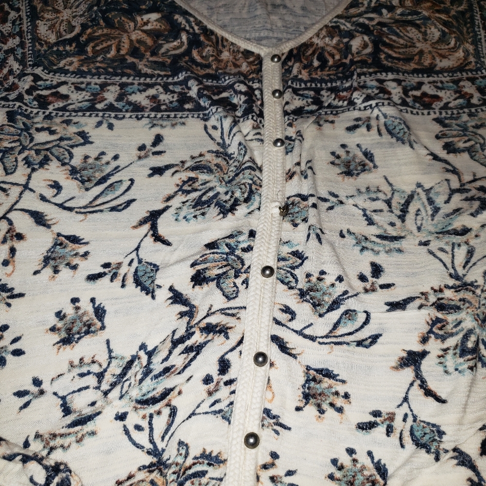 3/4 length top